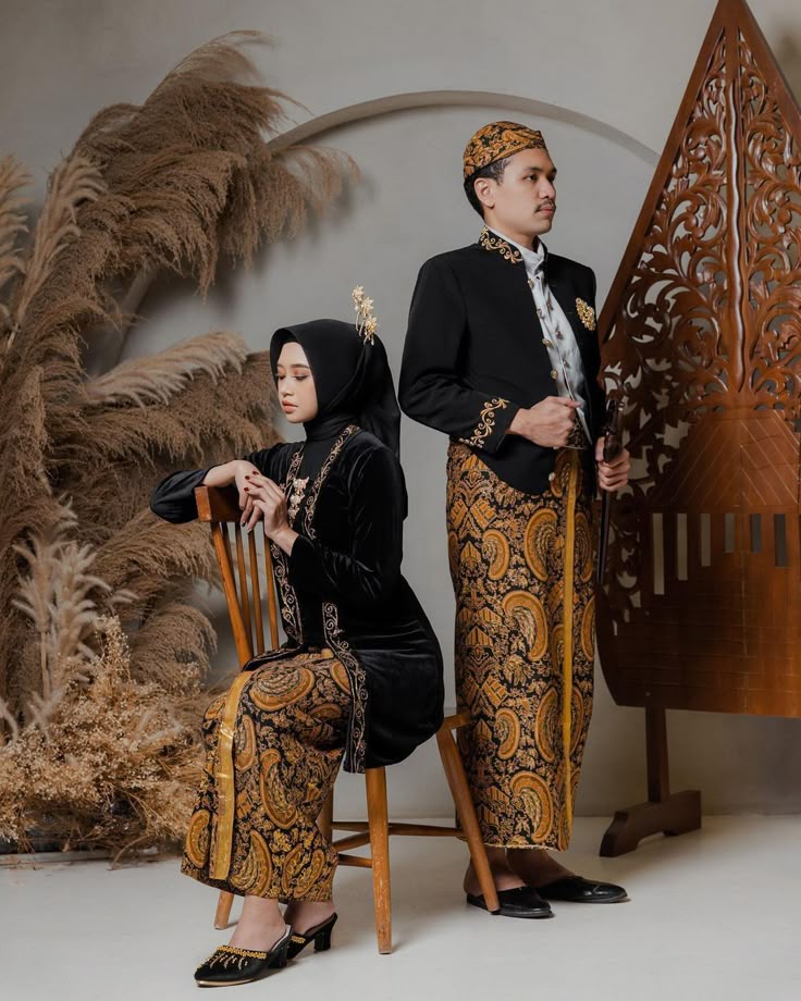 Jawa - Indonesia traditional costume 🇮🇩 (2)