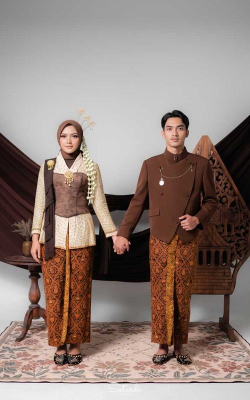 prewedding-pose-11-logiq.id_.jpg