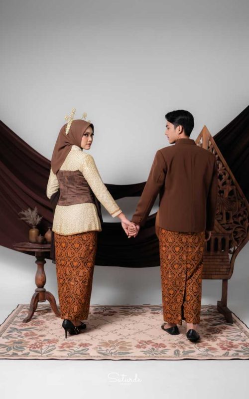 prewedding-pose-4-logiq.id_-1.jpg